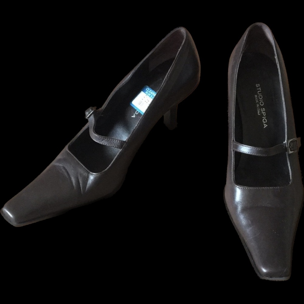 Brown Studio Spiga Mary Jane heels, leather!